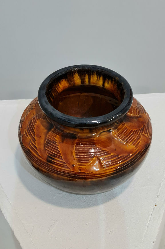 Вазочка. Майоліка. h-12, d-14