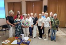 Фінісаж виставки Тетяни Ваценко “Козацьке древо України”